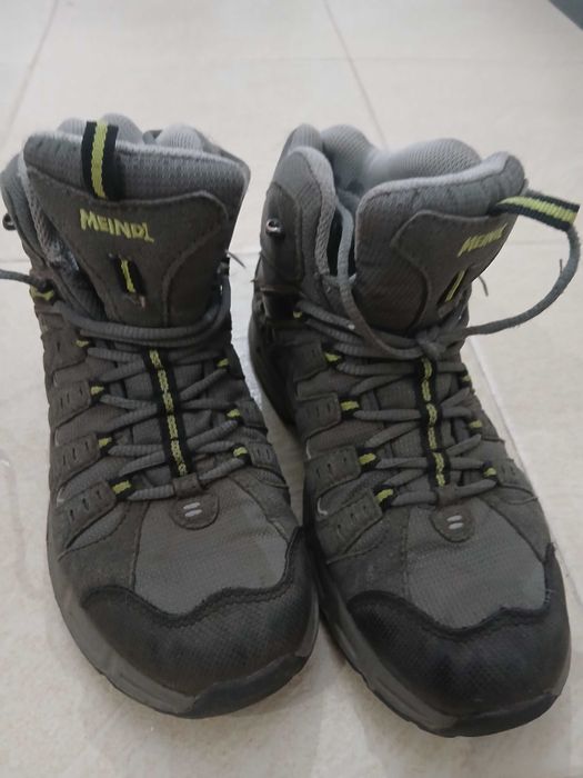 Детски есенни/туристически обувки Meindl