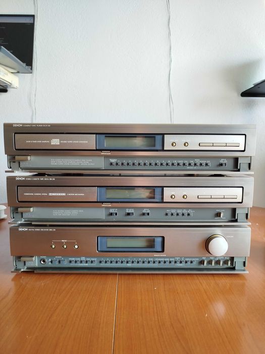 Sistem audio Denon complet  Amplificator  CD Player  Deck Telecomanda