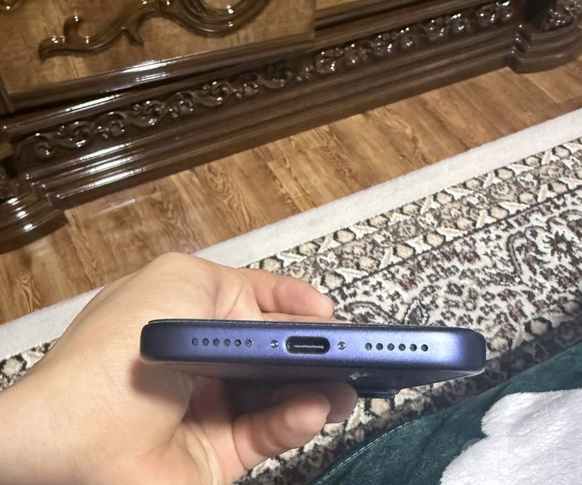 Iphone 17 pro max deep blue