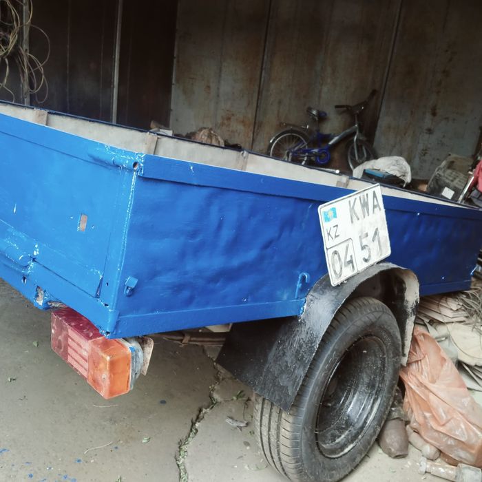 Продам прицеп с документами.