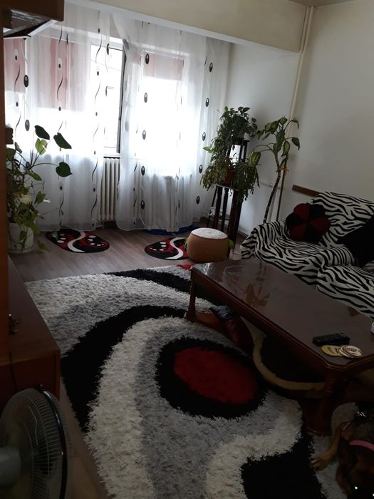 APARTAMENT 2 camere decomandat