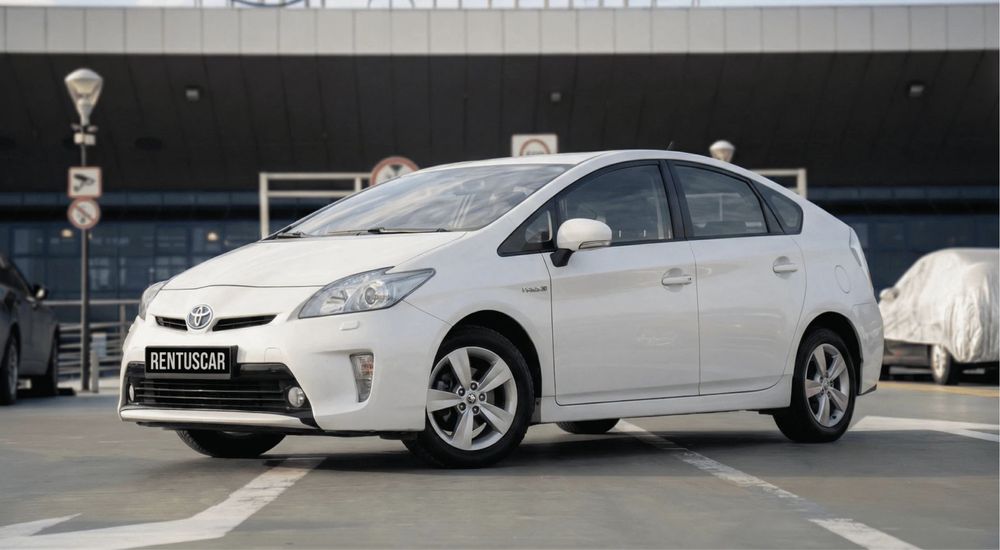 Inchirieri auto  / PRIUS/ Logan /