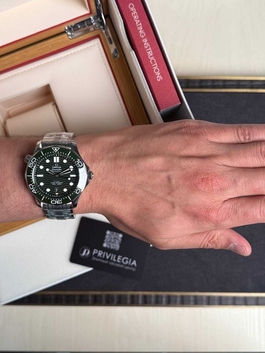 NEW Omega Seamaster Diver 300M Master Co-Axial 42 зел