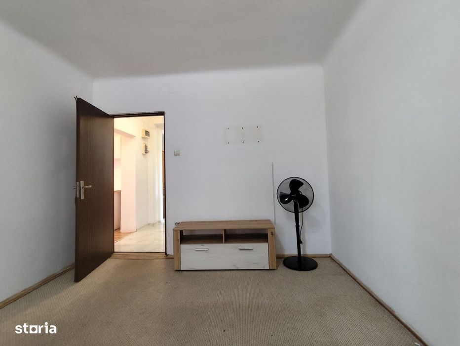 Apartament 2 camere central, langa Podul Decebal, Oradea - VANZARE — fotografia 3