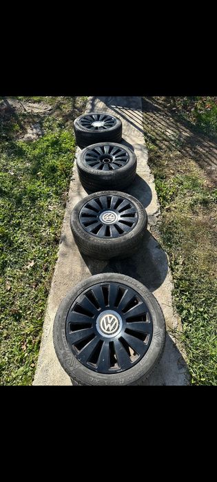 Set roti VW 235/45/ R 17 y