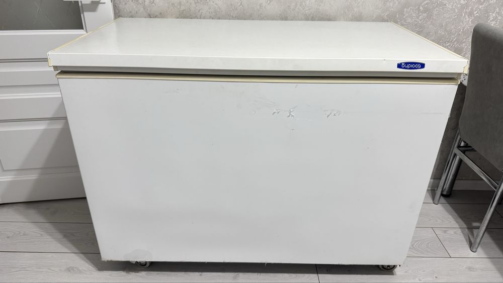 Продам морозильную камеру