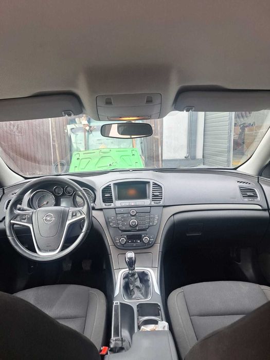 Opel Insignia 2011