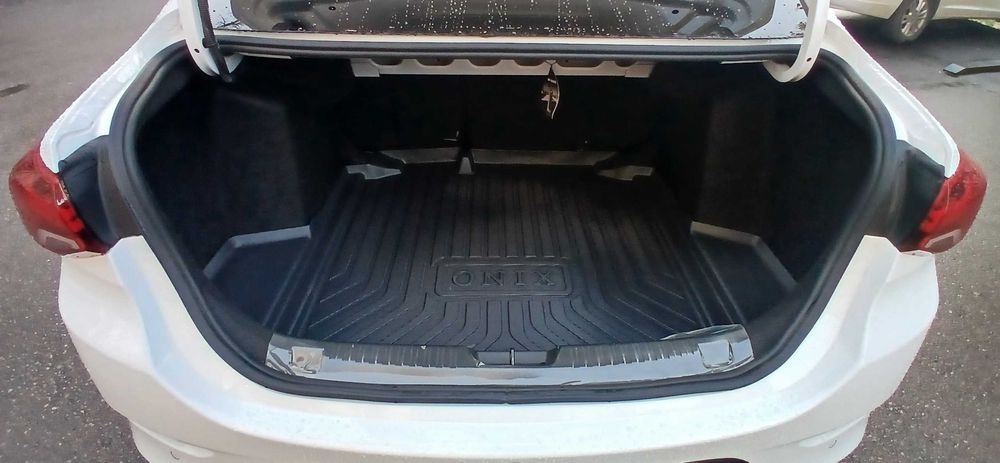 Onix redline  sotiladi