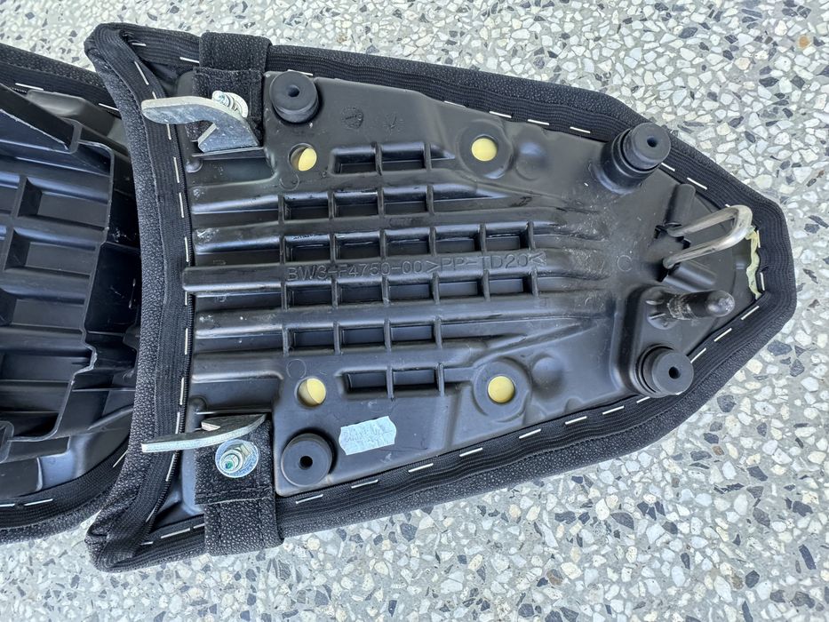 Оригинална седалка за Yamaha tenere 700