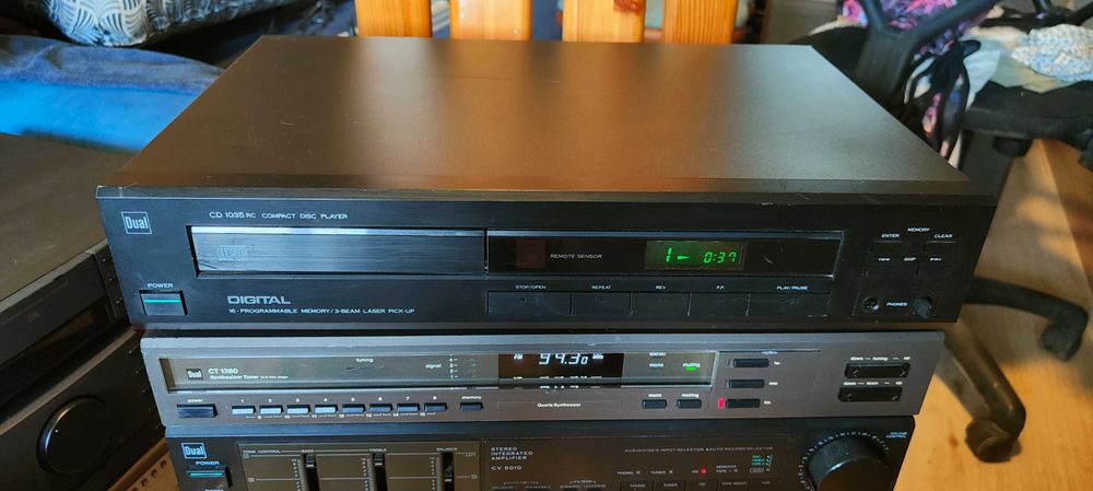 Сет Dual CV6010, усилвател, тунер и СД