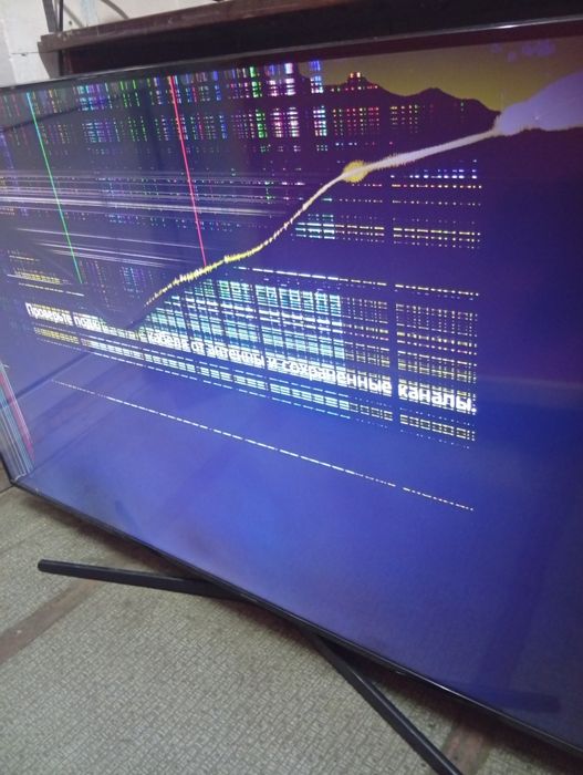 Телевизор на запчасти.