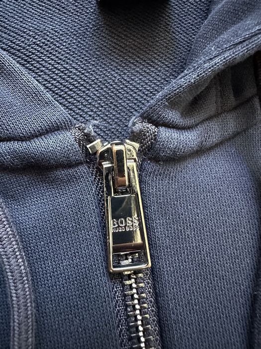 HUGO BOSS original горнище.M