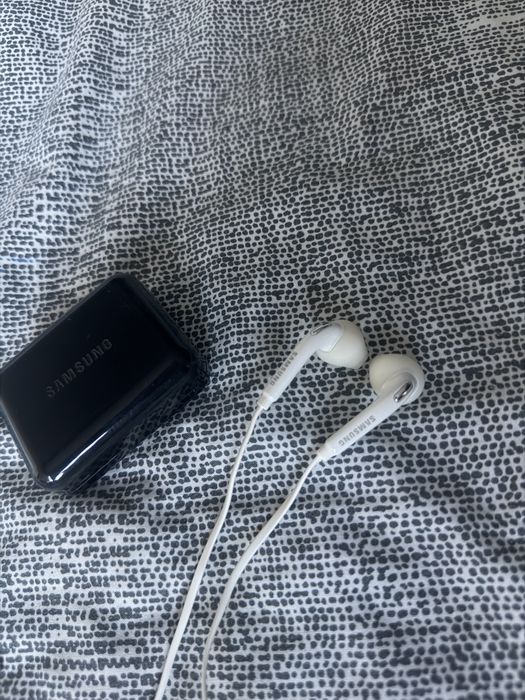 Samsung слушалки
