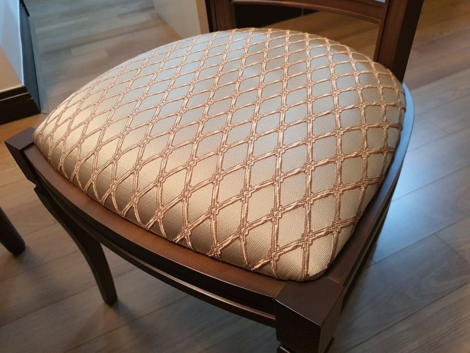 СРОЧНО!!! Стол со стульями