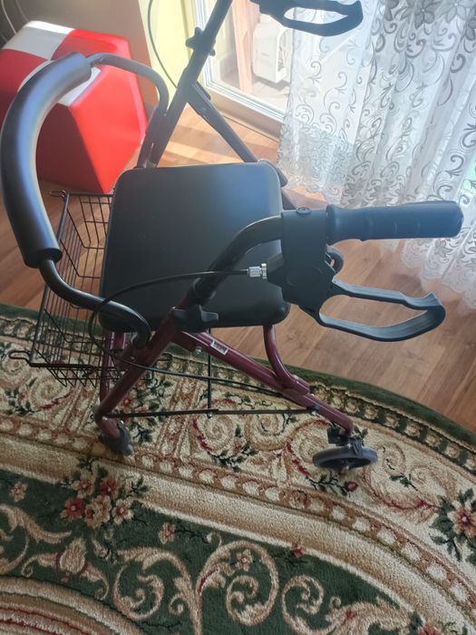 Cadru ajutator pentru mers