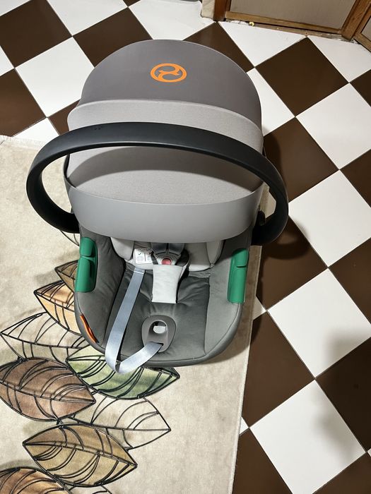 Детски кош Cybex Aton S2 i-Size