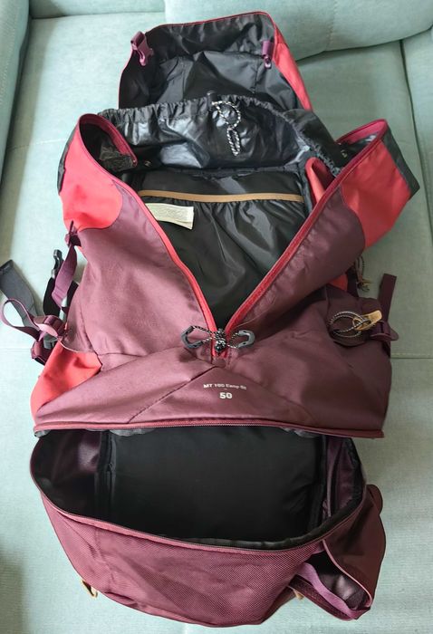 Туристическа раница 50L, MT 100 EASYFIT- дамска