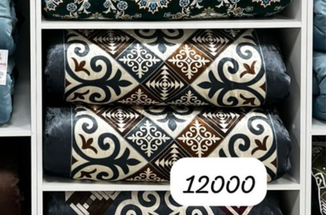 Продам 4тые корпе, бостек.