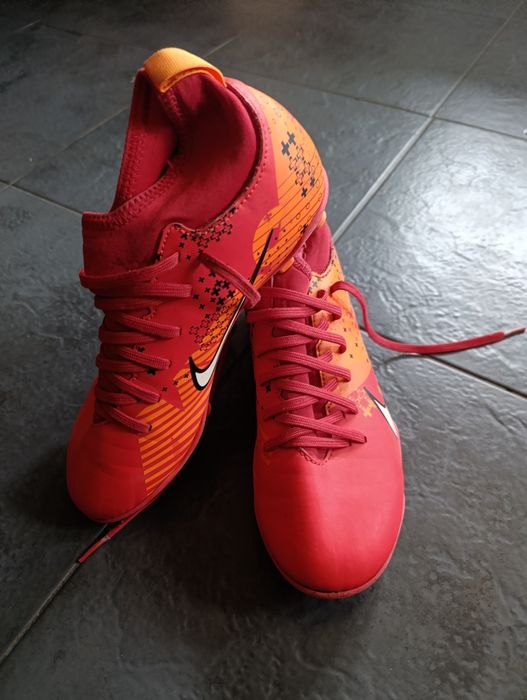 Бутонки Стоножки