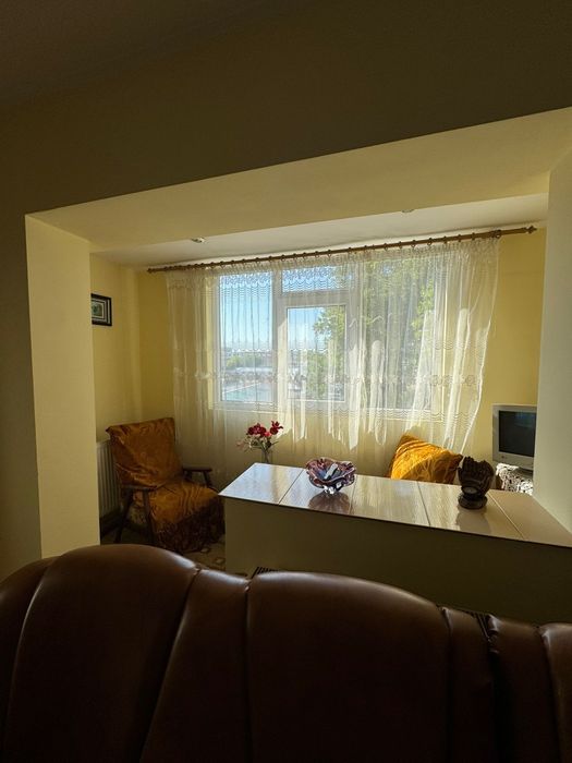 Apartament 2 camere , decomandat, zona Orizont