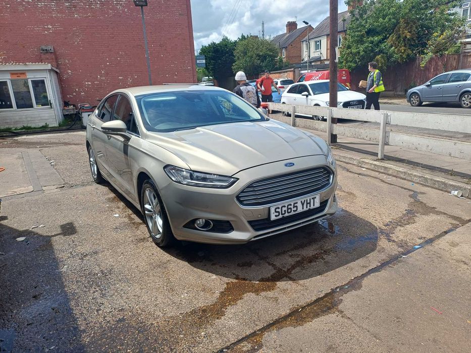 FORD Mondeo 2015 — imagine 4