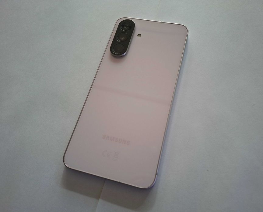 НОВ! Samsung Galaxy A56 5G - 8GB RAM / 128GB / 50MPx / 120Hz / 5000mAh