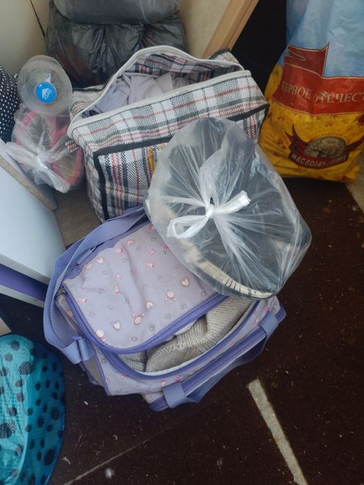 Продам 2 сумки детские вещи