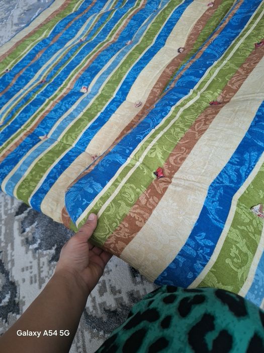 Срочно Продам матрас в отличном состоянии