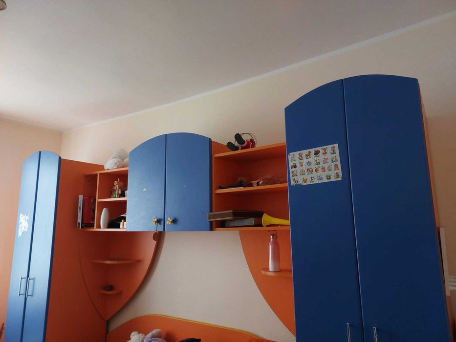 Mobila camera completa pentru baieti, stare foarte buna