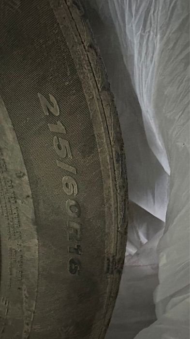 Зимни шина 215/60/16