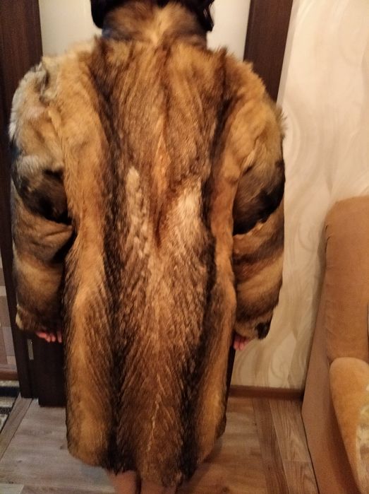 Продам шубу из меха