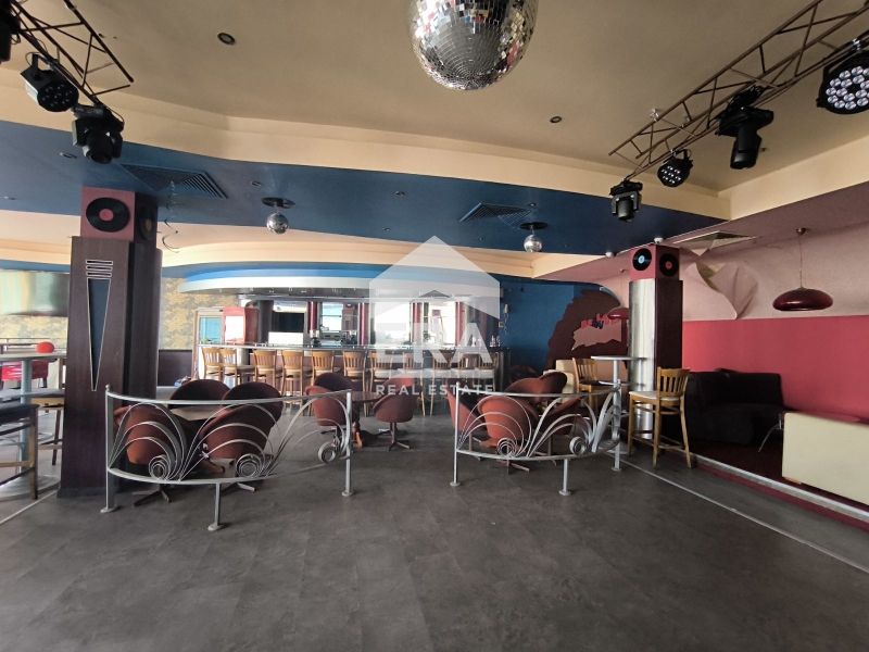 Продава се Заведение в Хасково, Орфей - 600 кв.м за 409 €/кв.м - Снимка #3