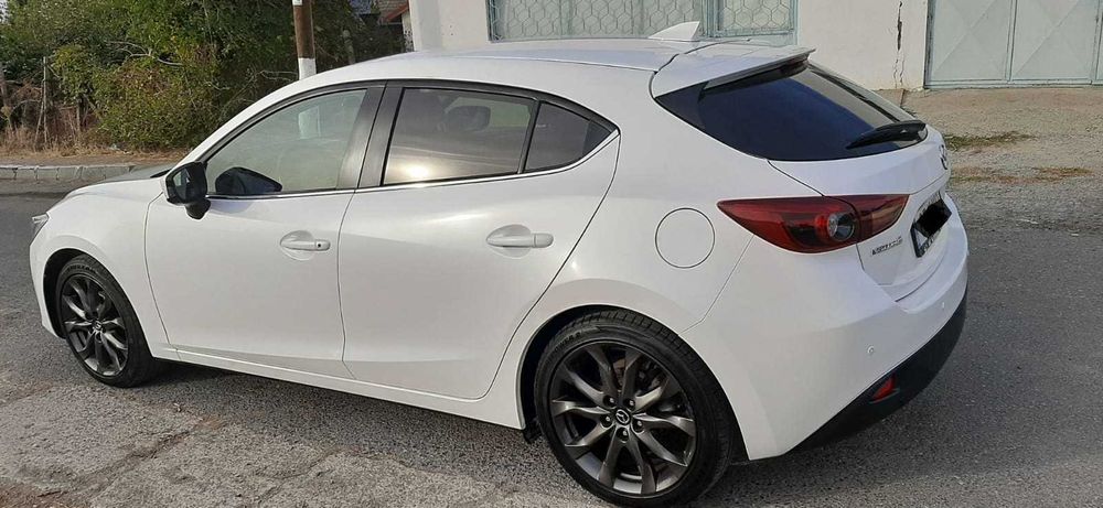Mazda 3 SkyActive 2016