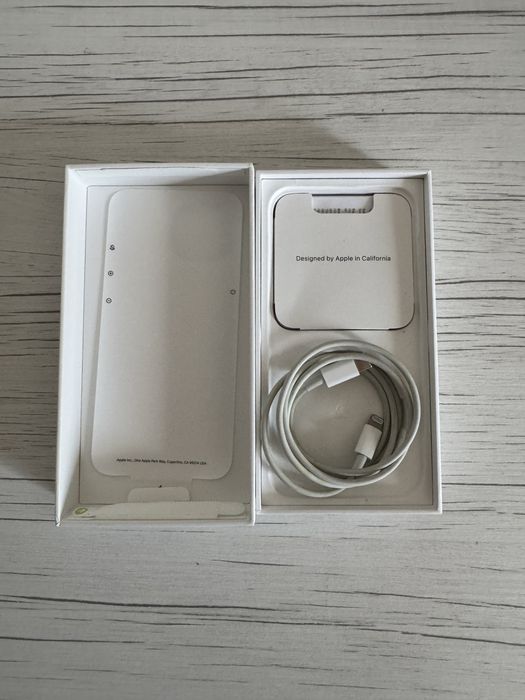 Vand Iphone 13 Midnight 128gb sau fac SCHIMB