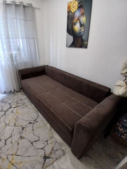 Vand urgent !!!Canapea +comoda de vânzare