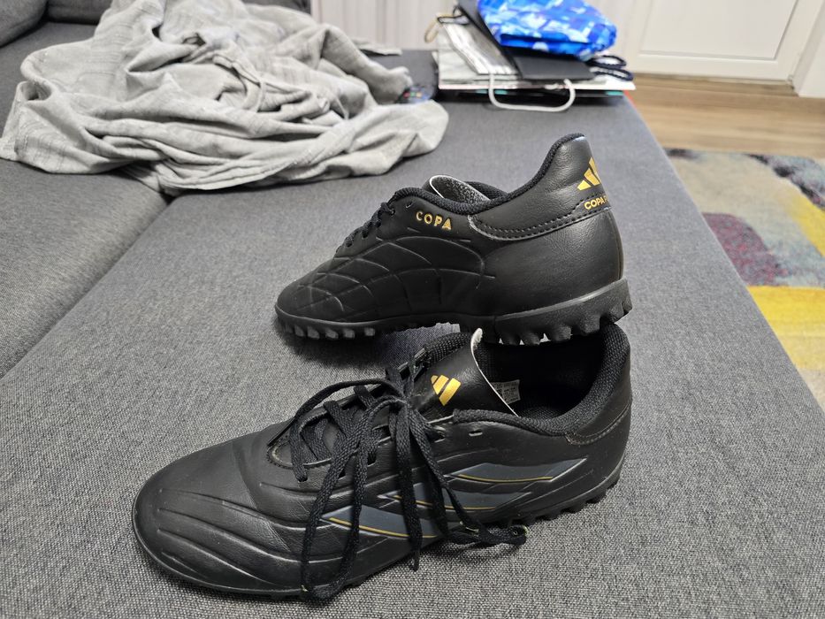 Ghete fotbal turf sintetic Adidas Copa 43 1/3