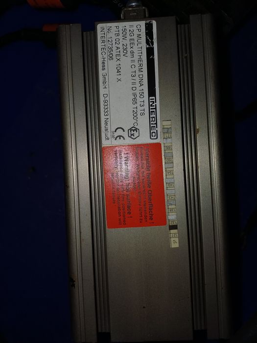 Radiator compact antiinghet cu termostat pe cablu