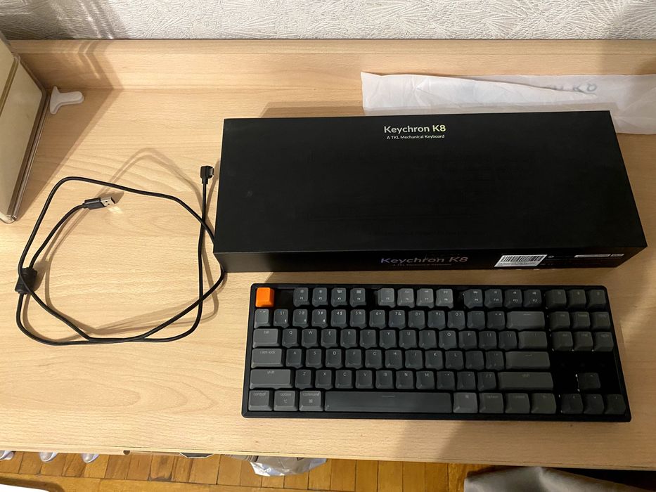 Механическая клавиатура Keychron K8 (Brown switches, RGB, Wireless)