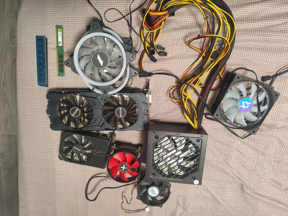 Vând piese pc 650 lei toate