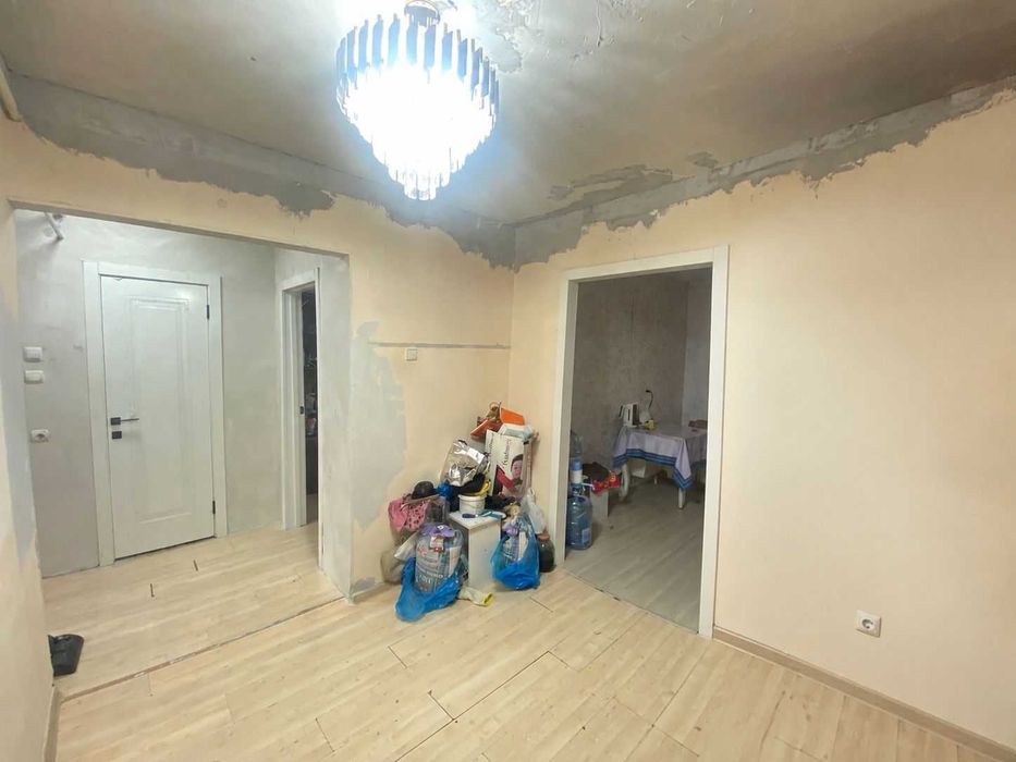 Продается 2 комнатная улучшенной планироки