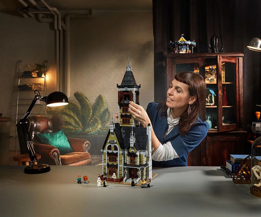 LEGO 10273 Creator Expert 10273 - Къщата на духовете