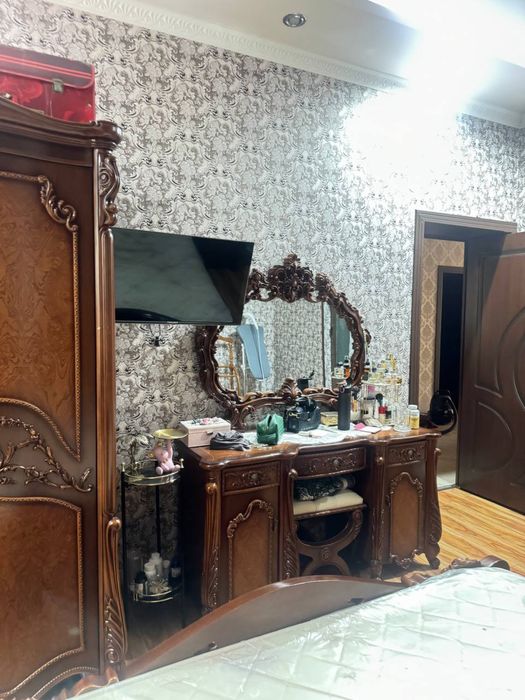 Спальний гарнитур