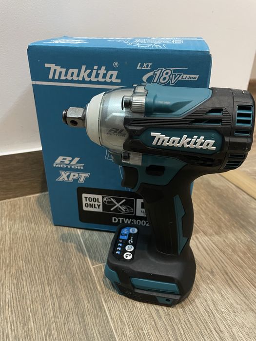 Impact Bosch Makita Dewalt 1/2 dtw300 dcf921 gds18-330