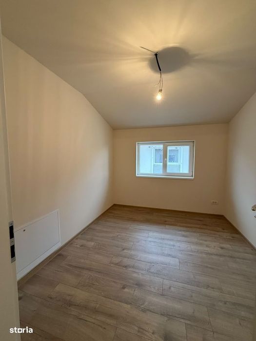 Duplex 4 Camere Cu 3 Dormitoare – Moșnița Nouă, Strada Gaitei 150.000