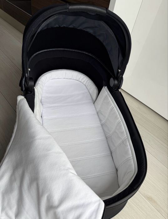 Бебешка количка Cybex e- Priam цял комплект