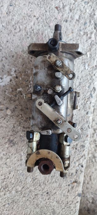 Pompă de injecție ARO