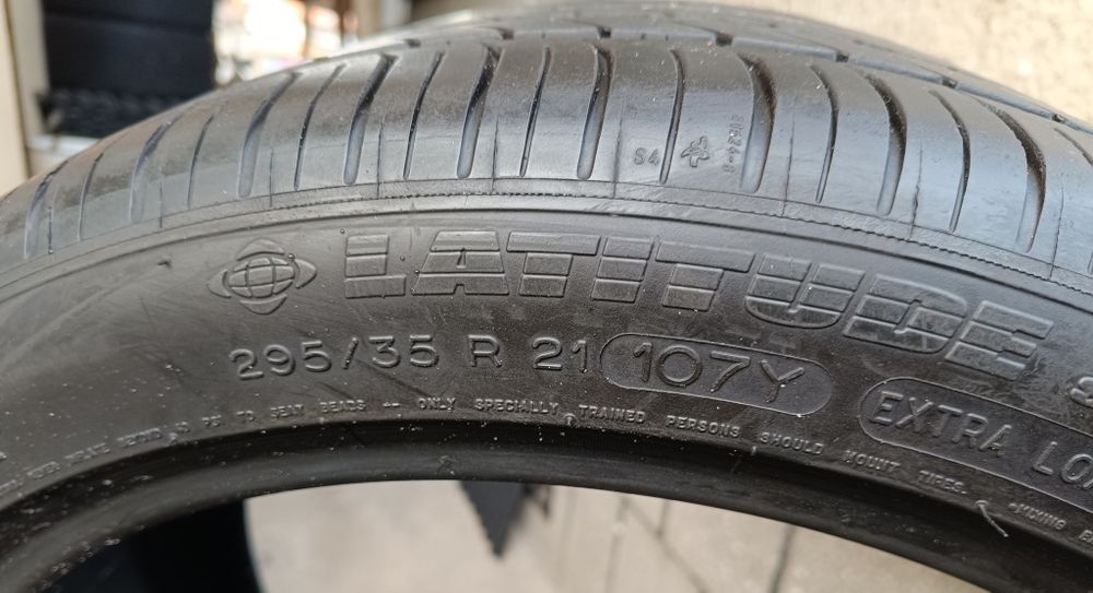 4бр. летни гуми Michelin 295/35/21 дот 2022г.