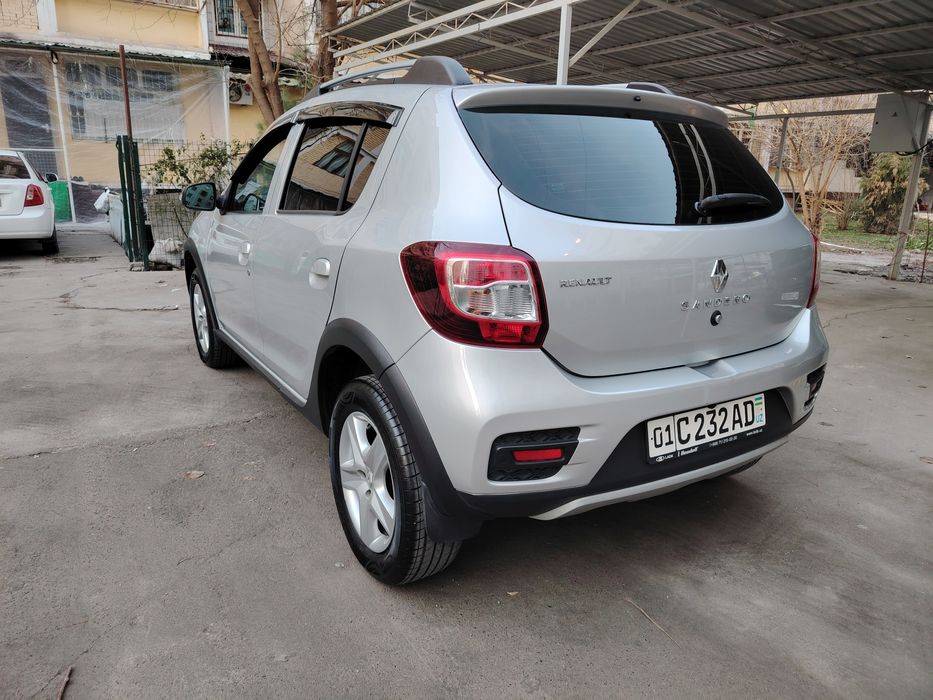 Продам Renault Sandero Stepway 2 (2018)