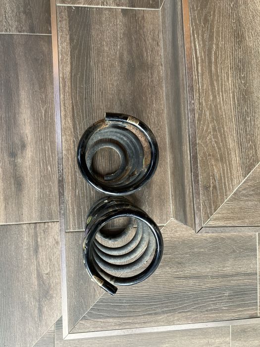 Задни пружини за хюндаи сантафе 2