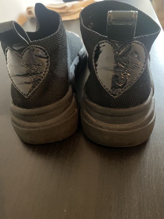 Love Moschino/номер 37